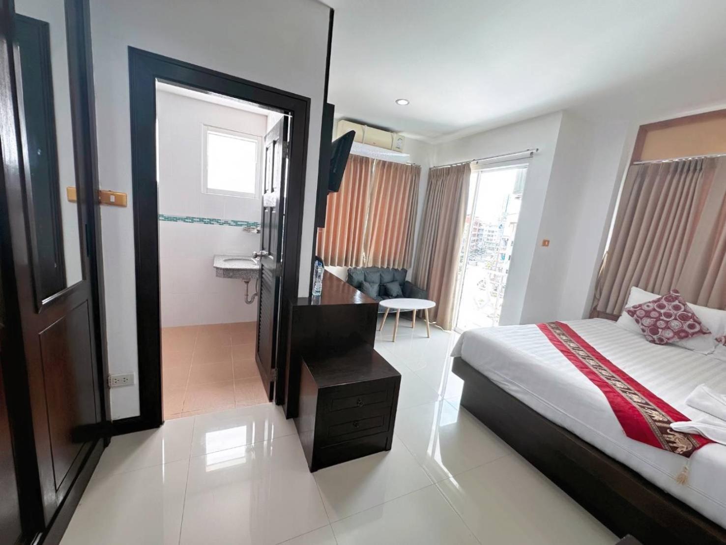 Abby'S House Hotel Patong Eksteriør bilde