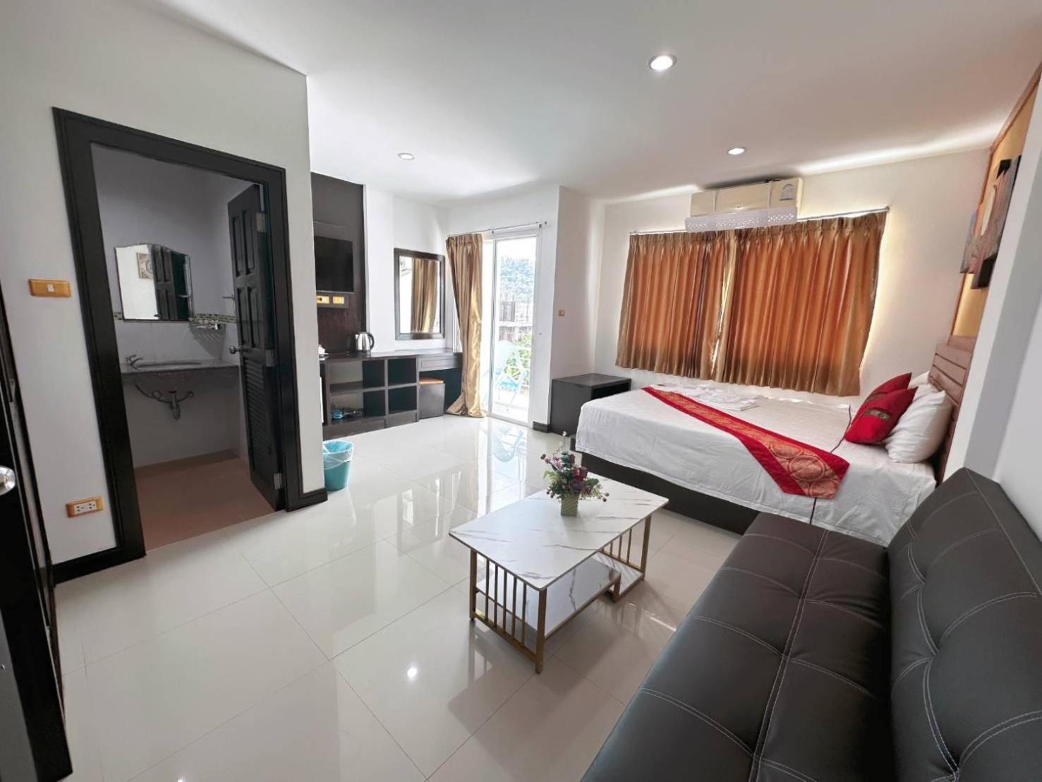 Abby'S House Hotel Patong Eksteriør bilde